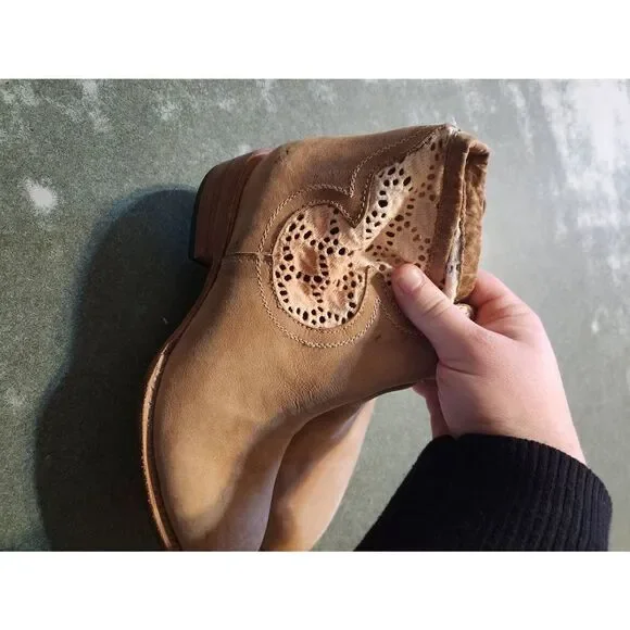 Freebird by Steven Coyote Crochet Leather Ankle Booties Size 7 - Picture 3 of 7